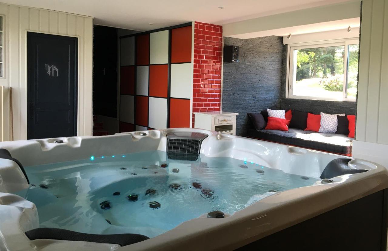 Gite Piscine Jacuzzi Privatises Clos Valentin Freulleville ภายนอก รูปภาพ